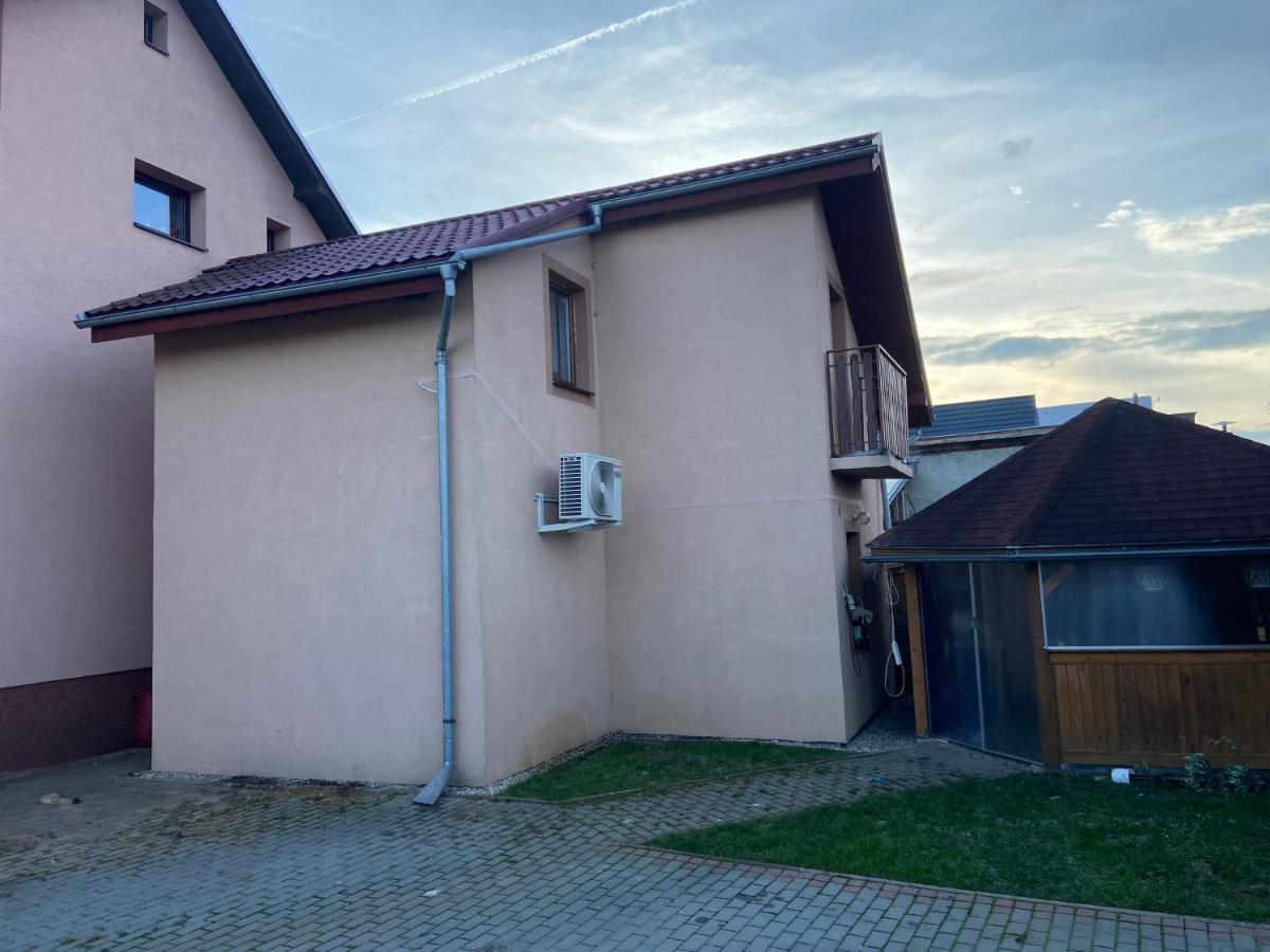 Privat Tilia Apartment Ivachnová Exterior foto