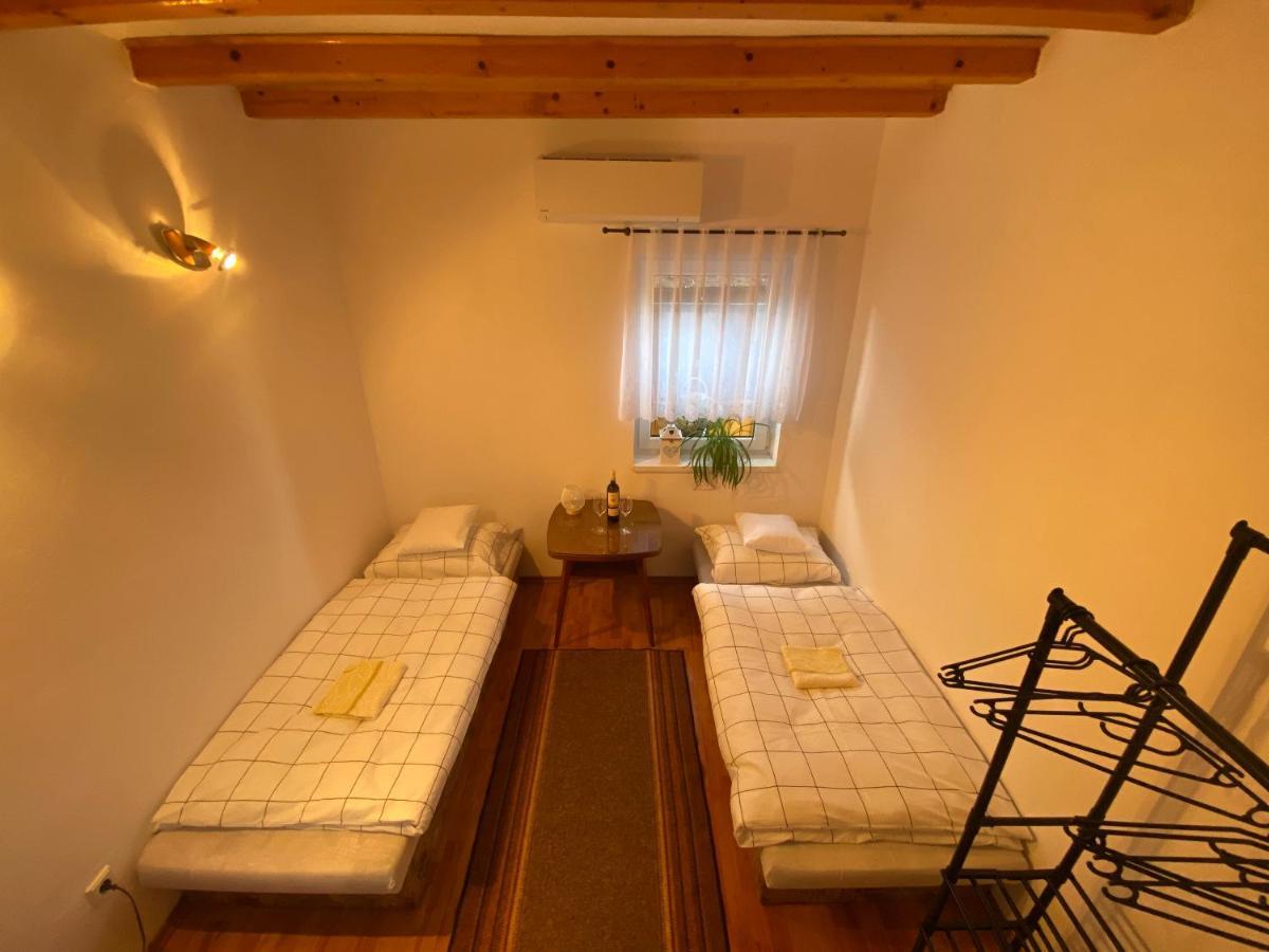 Privat Tilia Apartment Ivachnová Exterior foto